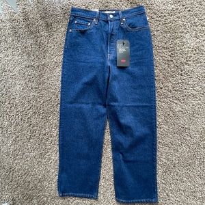 Size 29 Levi’s Ribcage Straight Ankle